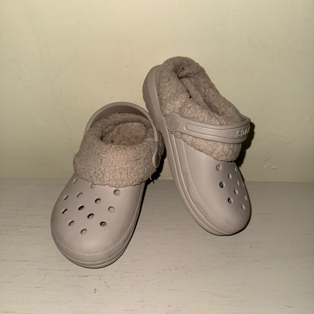 Crocs Kids Size 12 Fleece-Lined Clogs | Cozy Winter Crocs | Beige